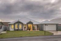 Book Dunsborough Accommodation Vacations Sunshine Coast Tourism Sunshine Coast Tourism