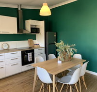 The Old Bakery Guesthouse Harden - Holiday Sunshine Coast