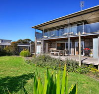 The Palings at Culburra - Pet Friendly - Sunshine Coast Tourism