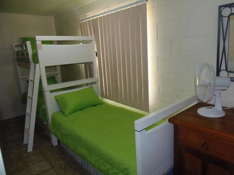 The Red Piranha - Rainbow Beach, Close To Everything, Air Con And Pet Friendly - Sunshine Coast Tourism 2