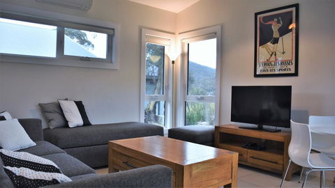 The Retreat - Crackenback Resort - Sunshine Coast Tourism 0