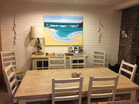 The Retreat On Matthew - Sunshine Coast Tourism 1