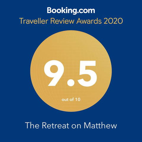 The Retreat On Matthew - Sunshine Coast Tourism 3