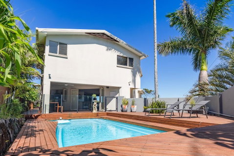 The Richmond Beach Villa - Sunshine Coast Tourism 0