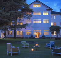 The Robertson Hotel - Holiday Sunshine Coast