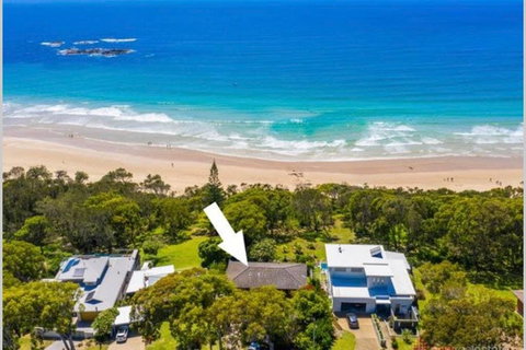 The Sandcastle - Holiday Sunshine Coast 0