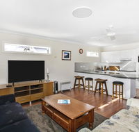 The Sands - 4/46 Jones Avenue Mollymook - Sunshine Coast Tourism