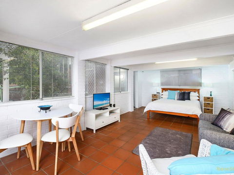 The Secret Garden - 7a Cadell St - Sunshine Coast Tourism 0