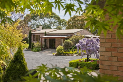 The Shingles Riverside Cottages - Sunshine Coast Tourism 0