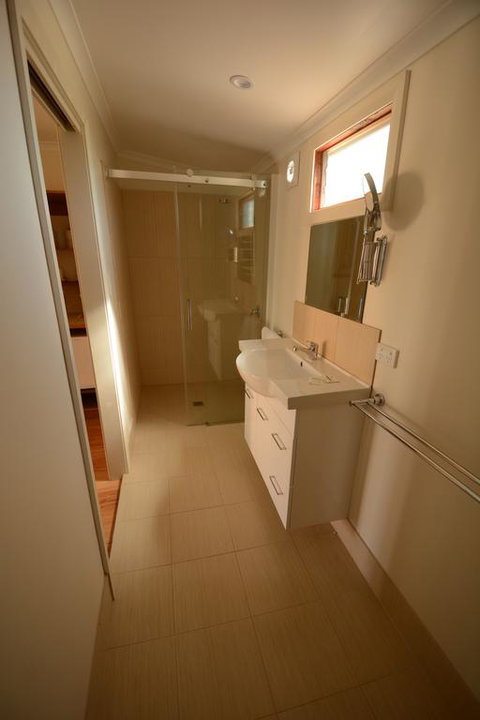 The Silverton Hotel - Holiday Sunshine Coast 3