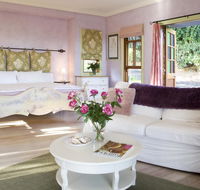 The Spotted Chook and Amelie's Petite Maison - Holiday Sunshine Coast