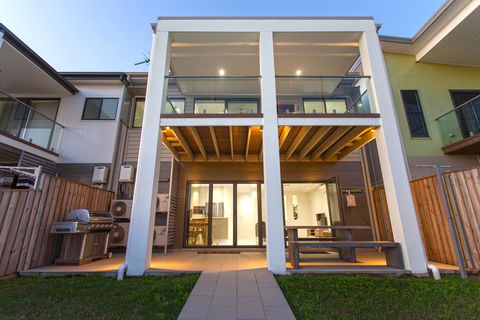 The Suite By The Cablepark - Holiday Sunshine Coast 0