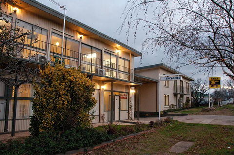 The Swiss Motel - Holiday Sunshine Coast 0