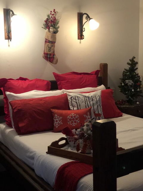 The Table Guest House - Holiday Sunshine Coast 1