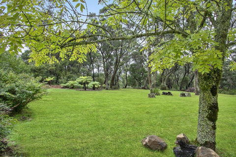 THE TEACHERS COTTAGE - Sunshine Coast Tourism 1