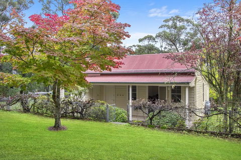 THE TEACHERS COTTAGE - Sunshine Coast Tourism 3