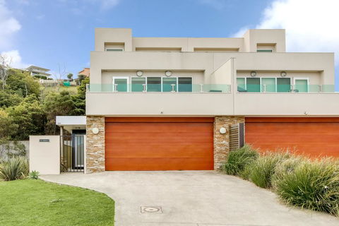 The Terrace - Sunshine Coast Tourism 3