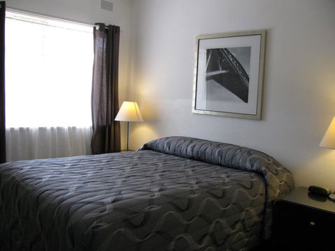 The Wayfarer Motel - Sunshine Coast Tourism 1