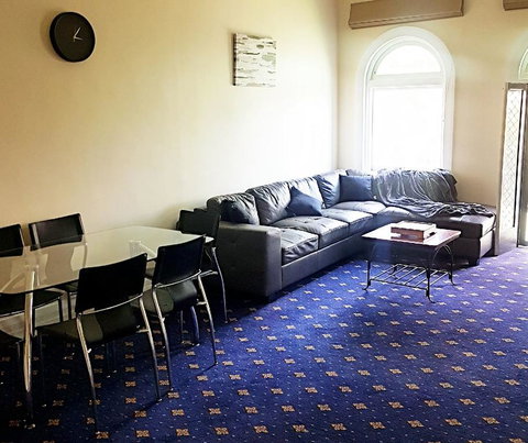 The Wharf Hotel - Sunshine Coast Tourism 1