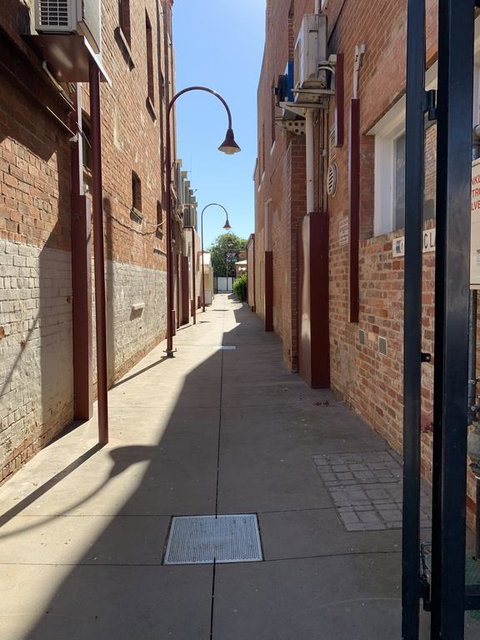 The Yarrawonga Hotel - Holiday Sunshine Coast 1