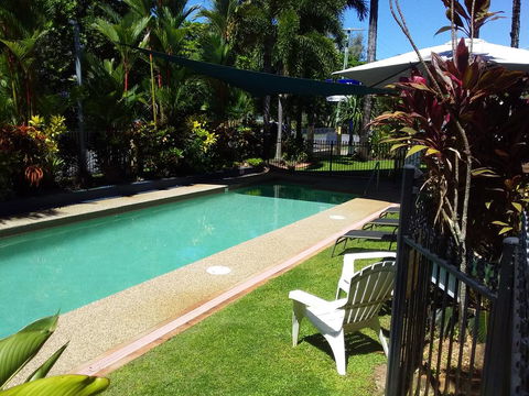 The York Beachfront Holiday Apartments - Sunshine Coast Tourism 1