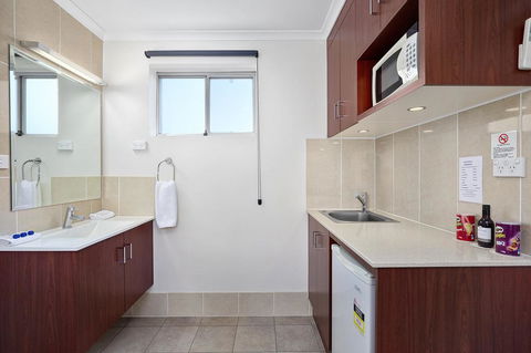 Thunderbird Motel Yass - Holiday Sunshine Coast 3
