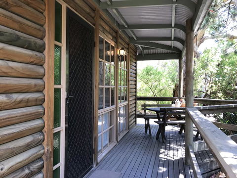 Ti-Tree Village - Sunshine Coast Tourism 3