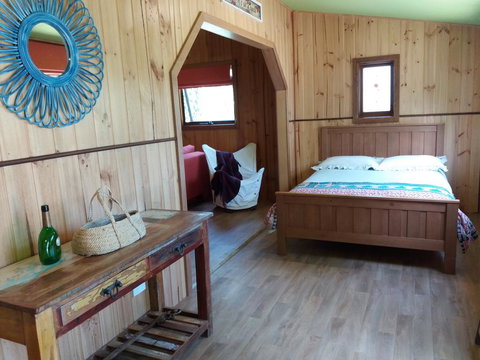 Tiandi Wildlife Sanctuary Farm Stay - Holiday Sunshine Coast 0