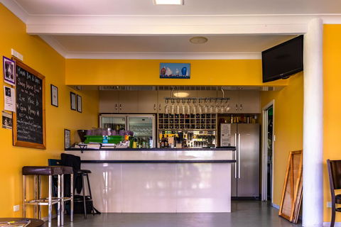 Tin Can Bay Marina Villas - Sunshine Coast Tourism 1