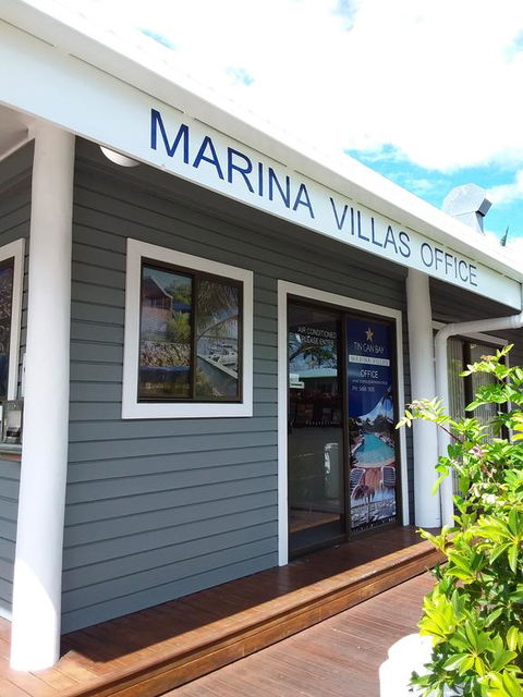 Tin Can Bay Marina Villas - Sunshine Coast Tourism 0