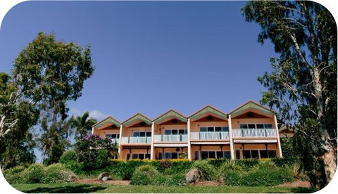 Tinaroo Lake Resort - Sunshine Coast Tourism 3