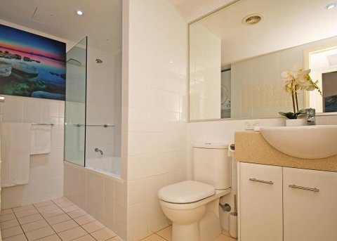 Tingeera Luxury Beachfront Apartments - Sunshine Coast Tourism 3
