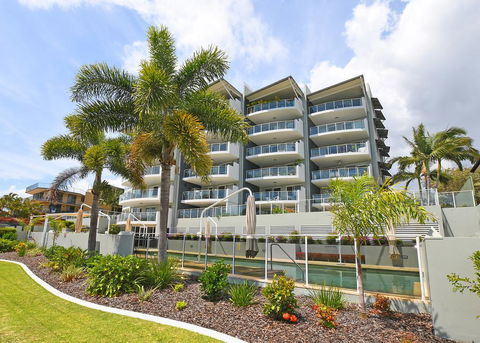 Tingeera Luxury Beachfront Apartments - Sunshine Coast Tourism 0