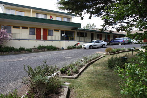 Titania Motel - Holiday Sunshine Coast 1