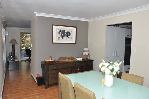 TL Warmest Homestay - Sunshine Coast Tourism 1
