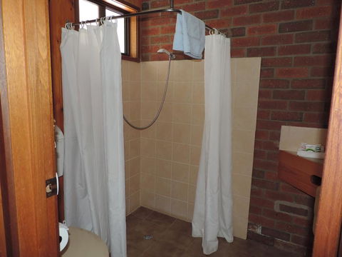 Tooleybuc Country Roads Motor Inn - Sunshine Coast Tourism 2
