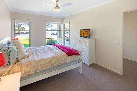 Toonalook Retreat - Pet Friendly And Close To Town - Sunshine Coast Tourism 1