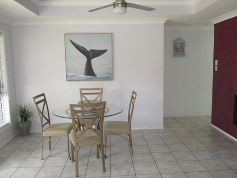 Torquay Beach Holiday House - Sunshine Coast Tourism 1