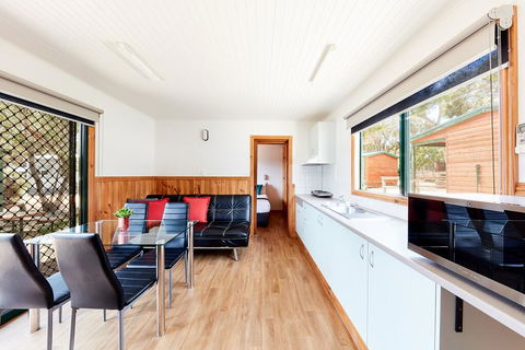 Torquay Foreshore Caravan Park - Sunshine Coast Tourism 2