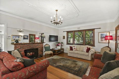 Torquay Retreats Aus - Bristol Road - Sunshine Coast Tourism 0