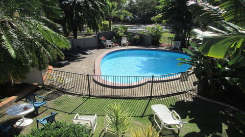Tower Court Motel - Sunshine Coast Tourism 1