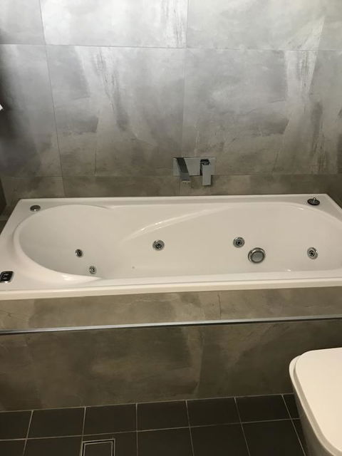 Town & Country Motor Inn - Holiday Sunshine Coast 3