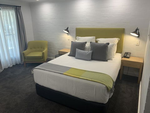Town Square Motel - Holiday Sunshine Coast 1