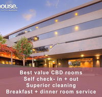 Townhouse Hotel - Holiday Sunshine Coast
