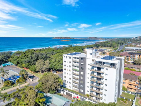 Tradewinds Apartments - Sunshine Coast Tourism 0