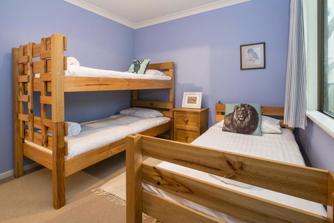 Tranquil Waters - Pet Friendly Family Beach House In Quindalup - Sunshine Coast Tourism 1