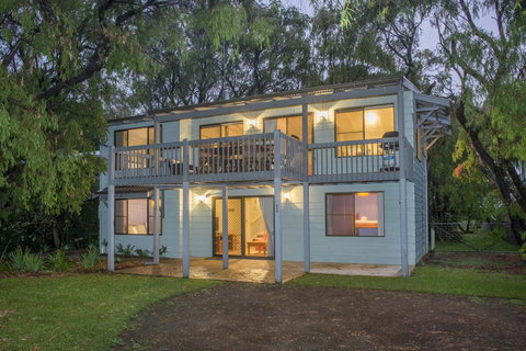 Tranquil Waters - Pet Friendly Family Beach House In Quindalup - Sunshine Coast Tourism 0