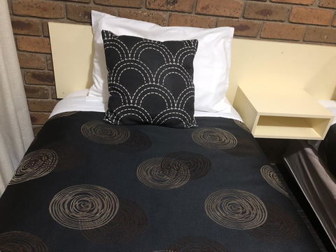 Travellers Rest Motor Inn Swan Hill - Holiday Sunshine Coast 2