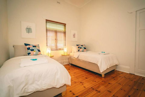 Treasure On Bagot-Free Wifi/Netflix-Close To CBD - Holiday Sunshine Coast 2