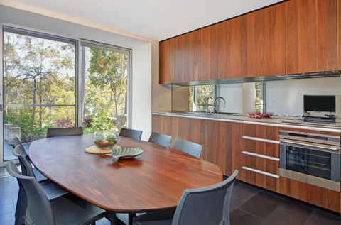 Treehouse Jervis Bay - Sunshine Coast Tourism 2
